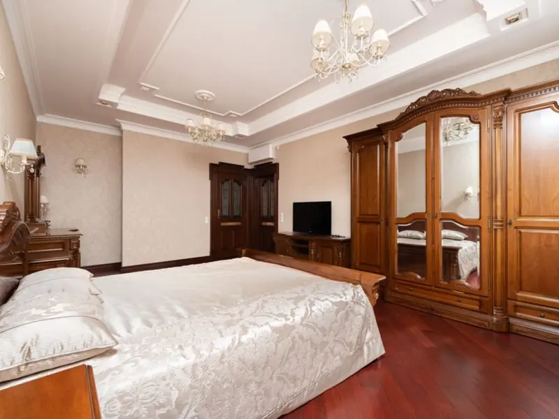 Birla Estates Sector 10 Greater Noida - photo 15